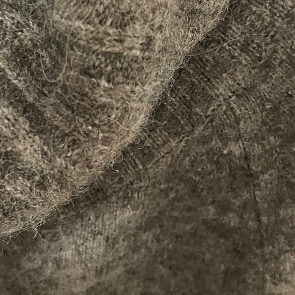 ARITZIA Babaton Grey Alpaca Wool Oversized Turtle Neck Sweater SZ XS - Picture 13 of 15